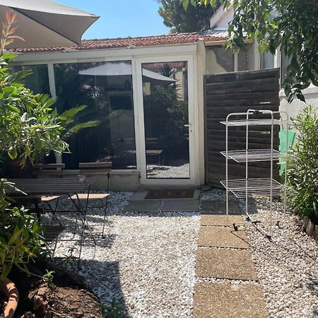 דירות ניס Cozy House With Parking And Garden מראה חיצוני תמונה