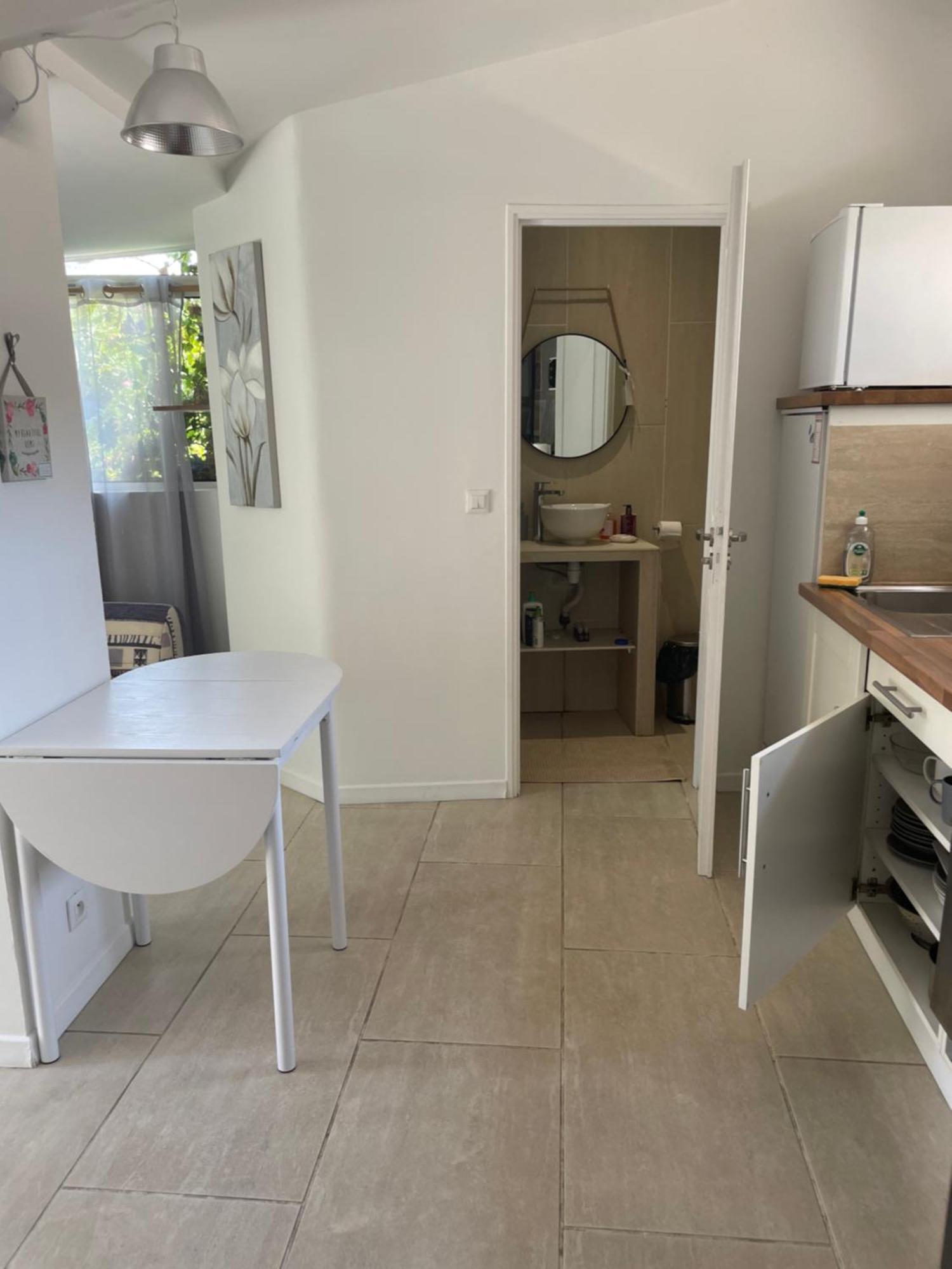 דירות ניס Cozy House With Parking And Garden מראה חיצוני תמונה